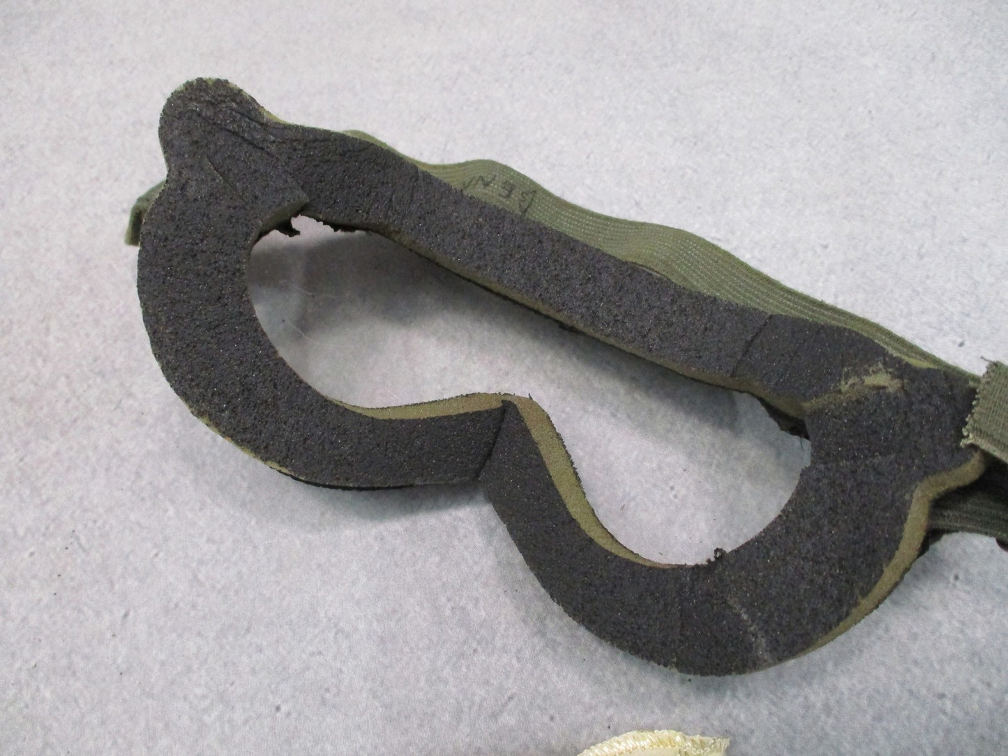 US Military Sun Wind Dust Goggles NSN 8465-01-328-8268 Army Surplus Eye Pro