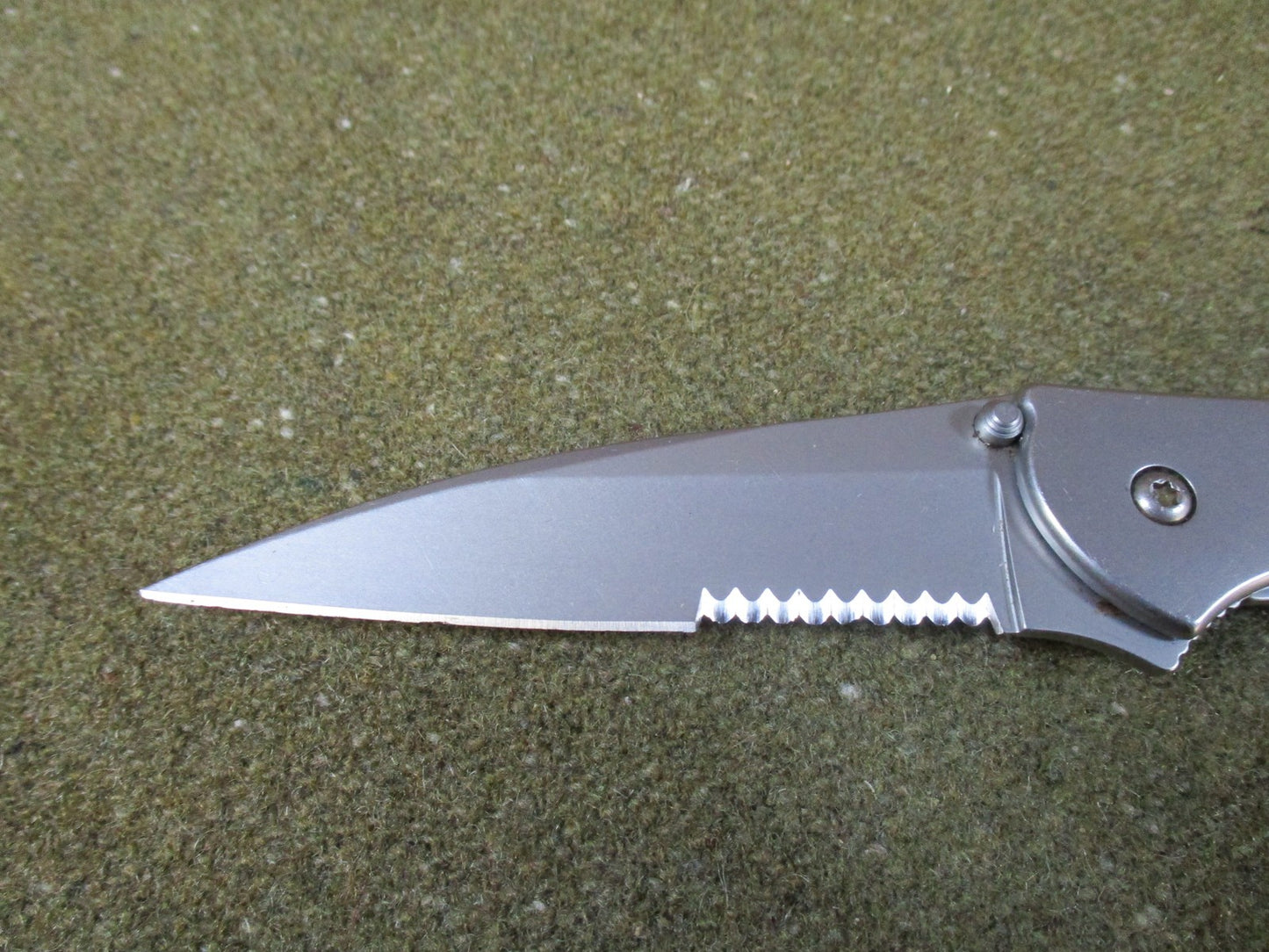 Kershaw Leek Ken Onion Design Partially Serrated Folding Knife