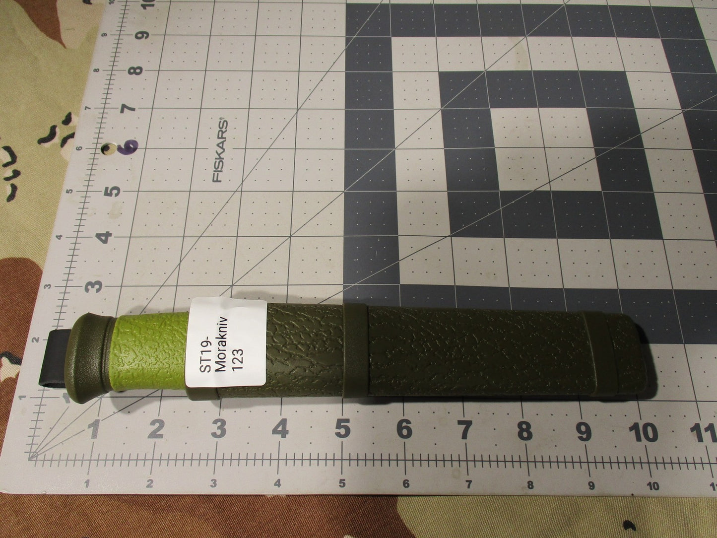 Mora 2000 (S) Knife w/ Sheath - Carbon Steel Blade - New