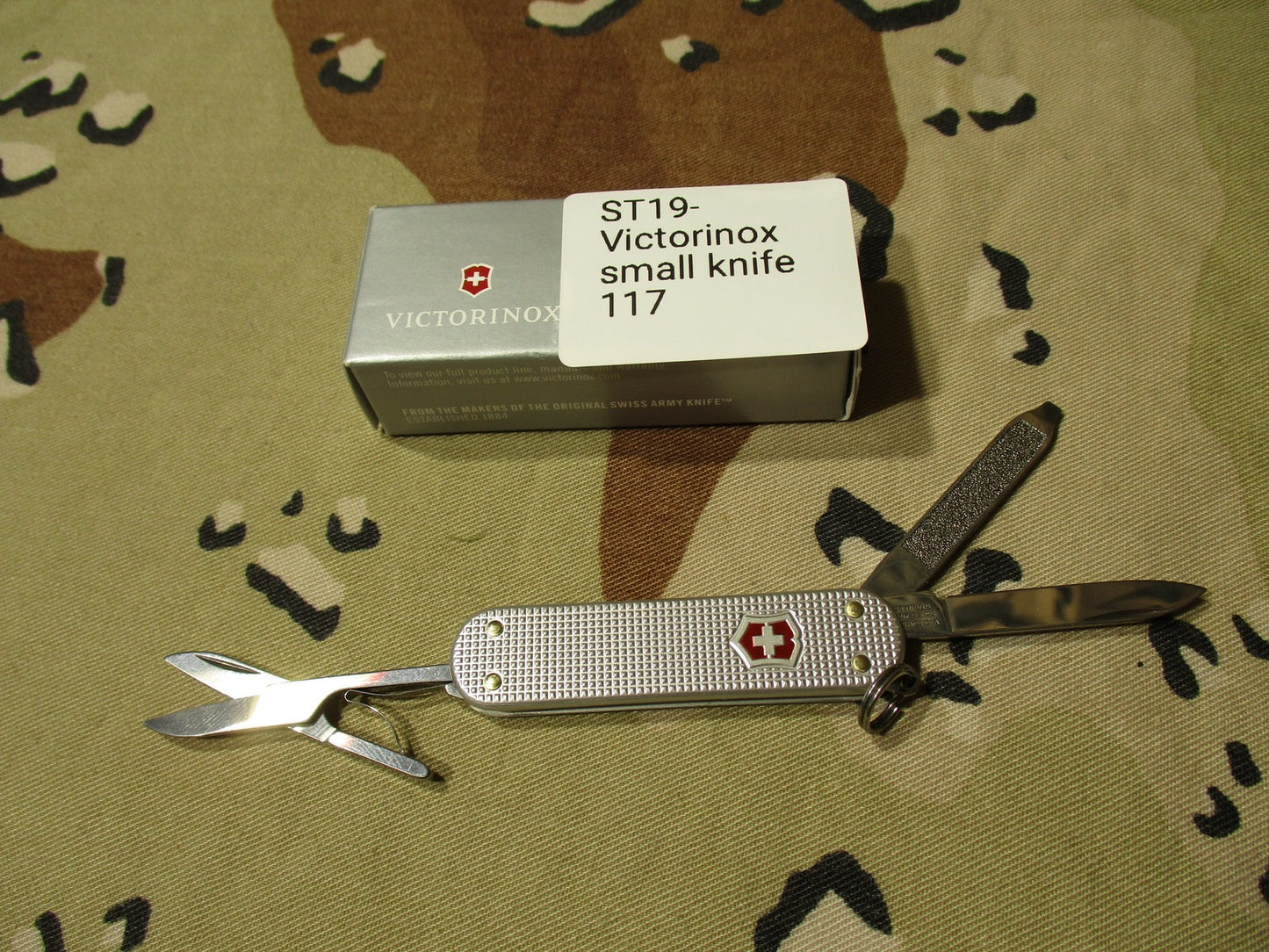 Victorinox Small Knife Swiss Army Multi-tool w/ Box - New Other
