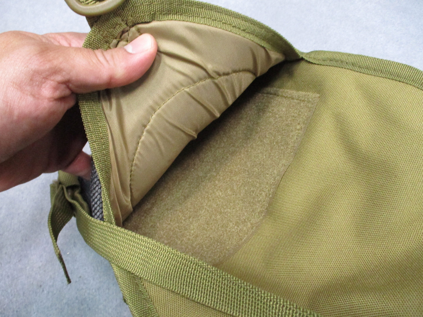 NcSTAR Tactical Sling Pack MOLLE Bag Tan CVSUB3025T New with Tags