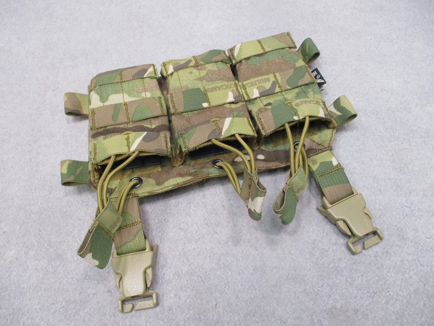 HRT Tactical Gear Triple 5.56/.223 Placard Multicam 3 Mag Pouch Shingle
