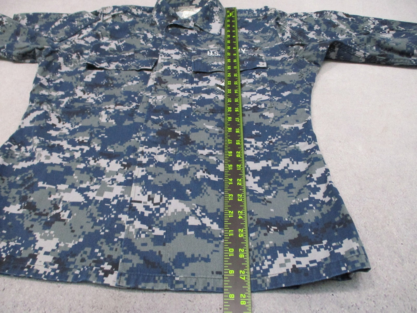 US Navy NWU Type I Digital Camo Blouse Shirt Small Regular USN Working Uniform