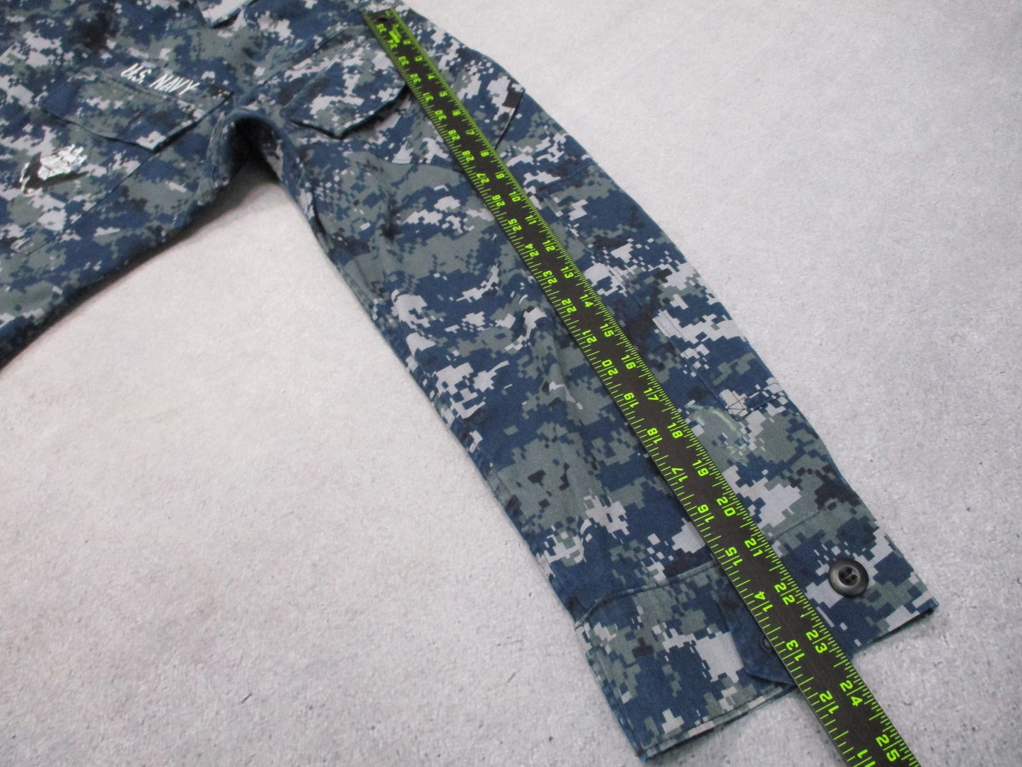 US Navy NWU Type I Digital Camo Blouse Shirt Small Regular USN Working Uniform