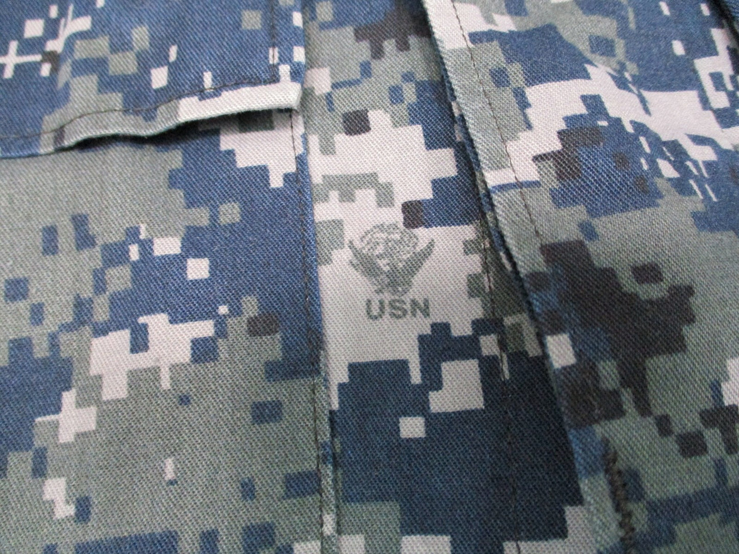 US Navy NWU Type I Digital Camo Blouse Shirt Small Regular USN Working Uniform