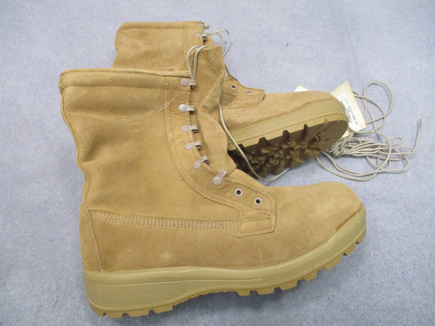 New Belleville ICWR GORE-TEX Military Boots Tan Suede Vibram Sole Men's 12.5 R