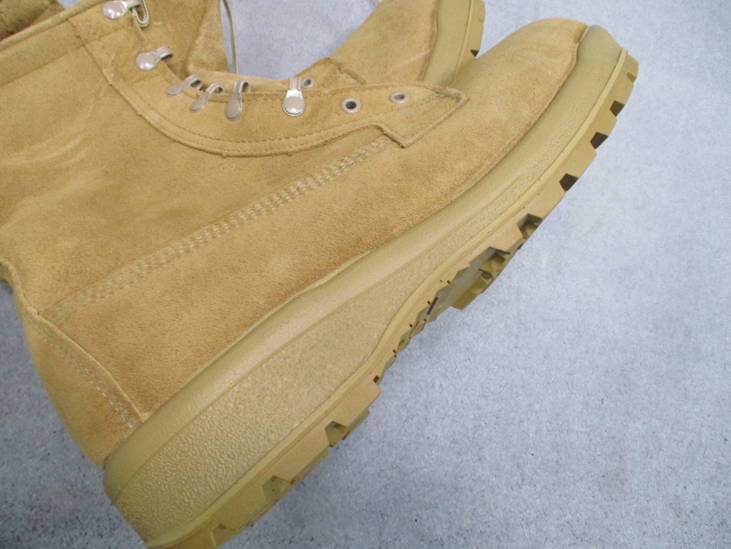 New Belleville ICWR GORE-TEX Military Boots Tan Suede Vibram Sole Men's 12.5 R