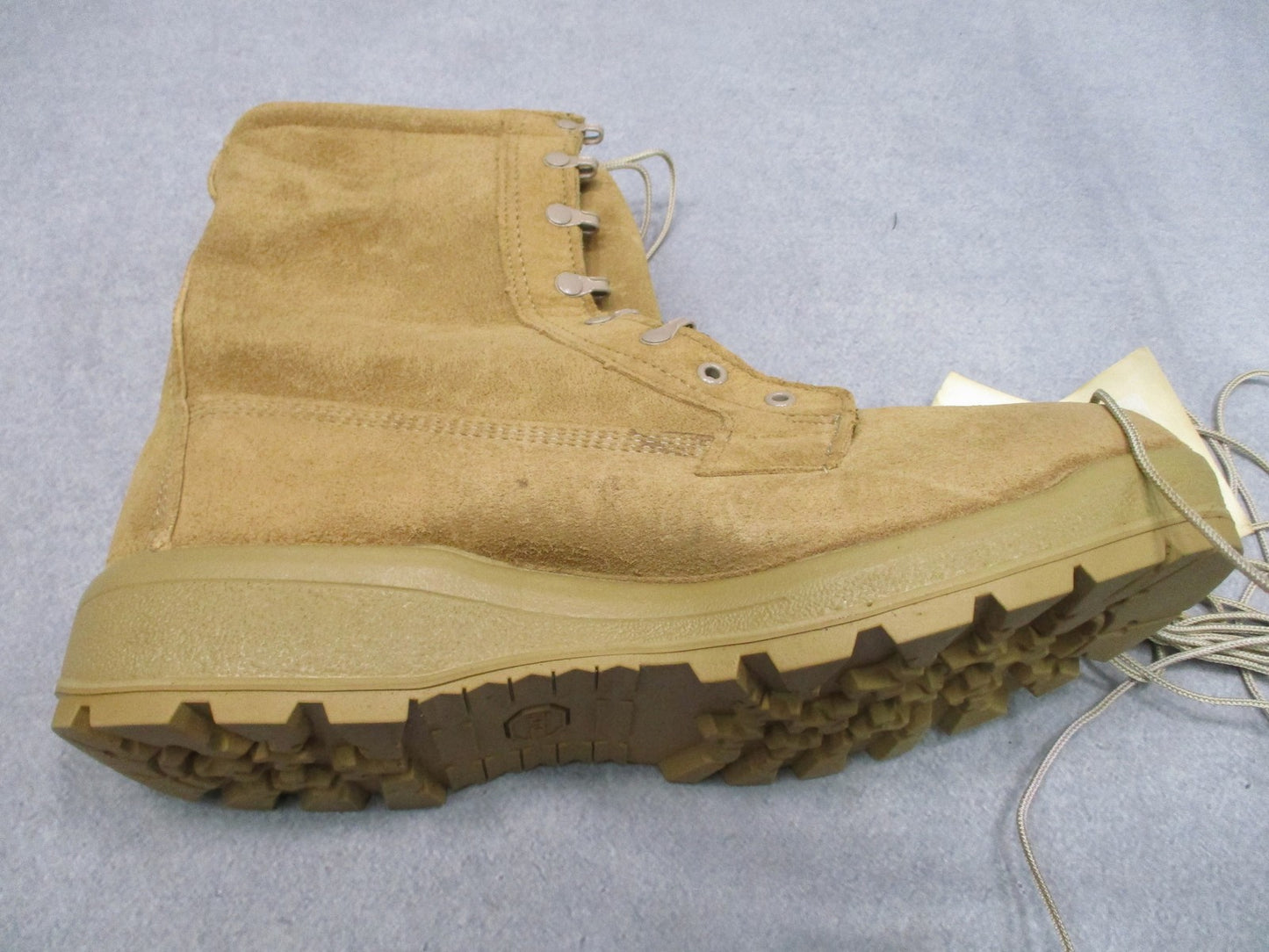 New Belleville ICWR GORE-TEX Military Boots Tan Suede Vibram Sole Men's 12.5 R