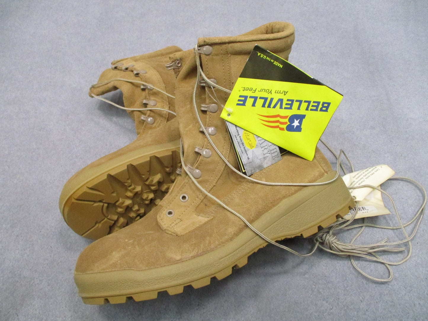 New Belleville ICWR GORE-TEX Military Boots Tan Suede Vibram Sole Men's 12.5 R