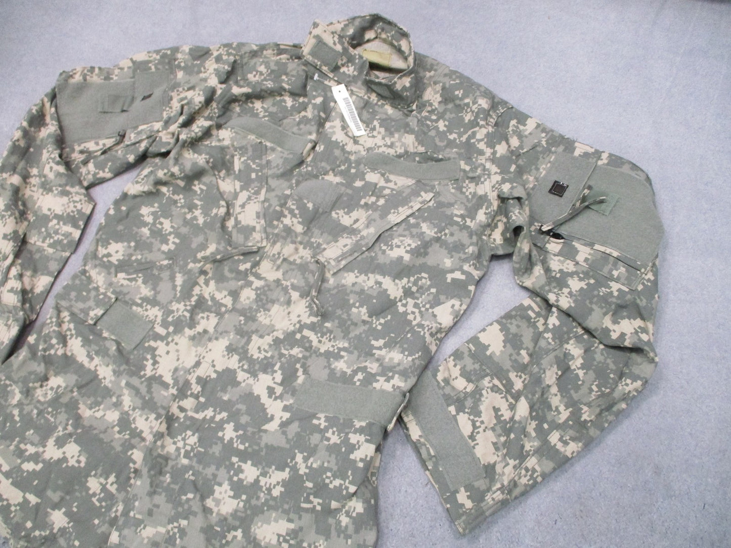USGI A2CU Aircrew Combat Coat FR UCP Small Long 8415-01-526-9240 UCP Digital