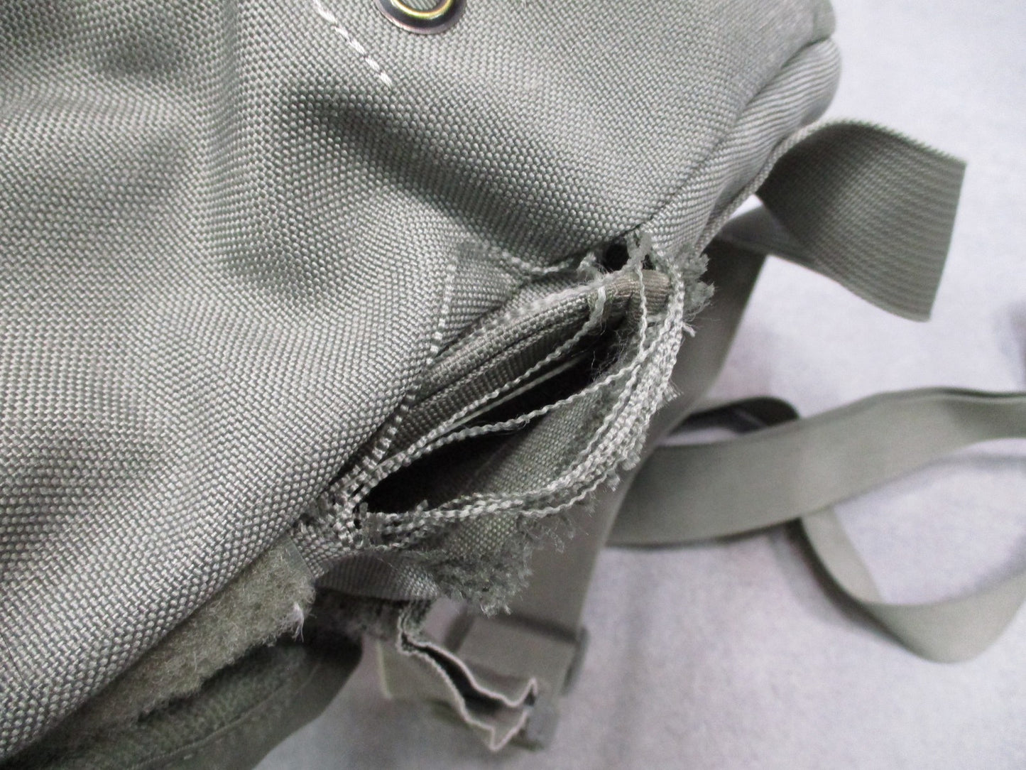 USGI Avon M50 JSGPM Gas Mask Medium CBRN Protective Mask Carrier Kit