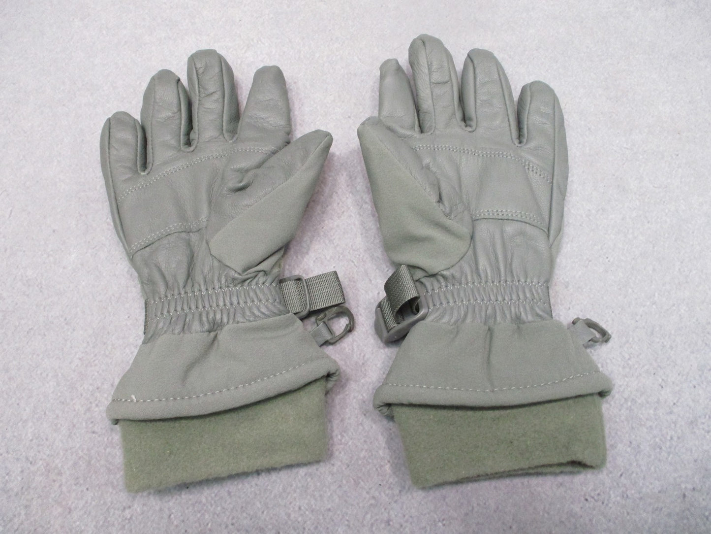 Army US Military Gloves Intermediate Cold/Wet Small Foliage Green