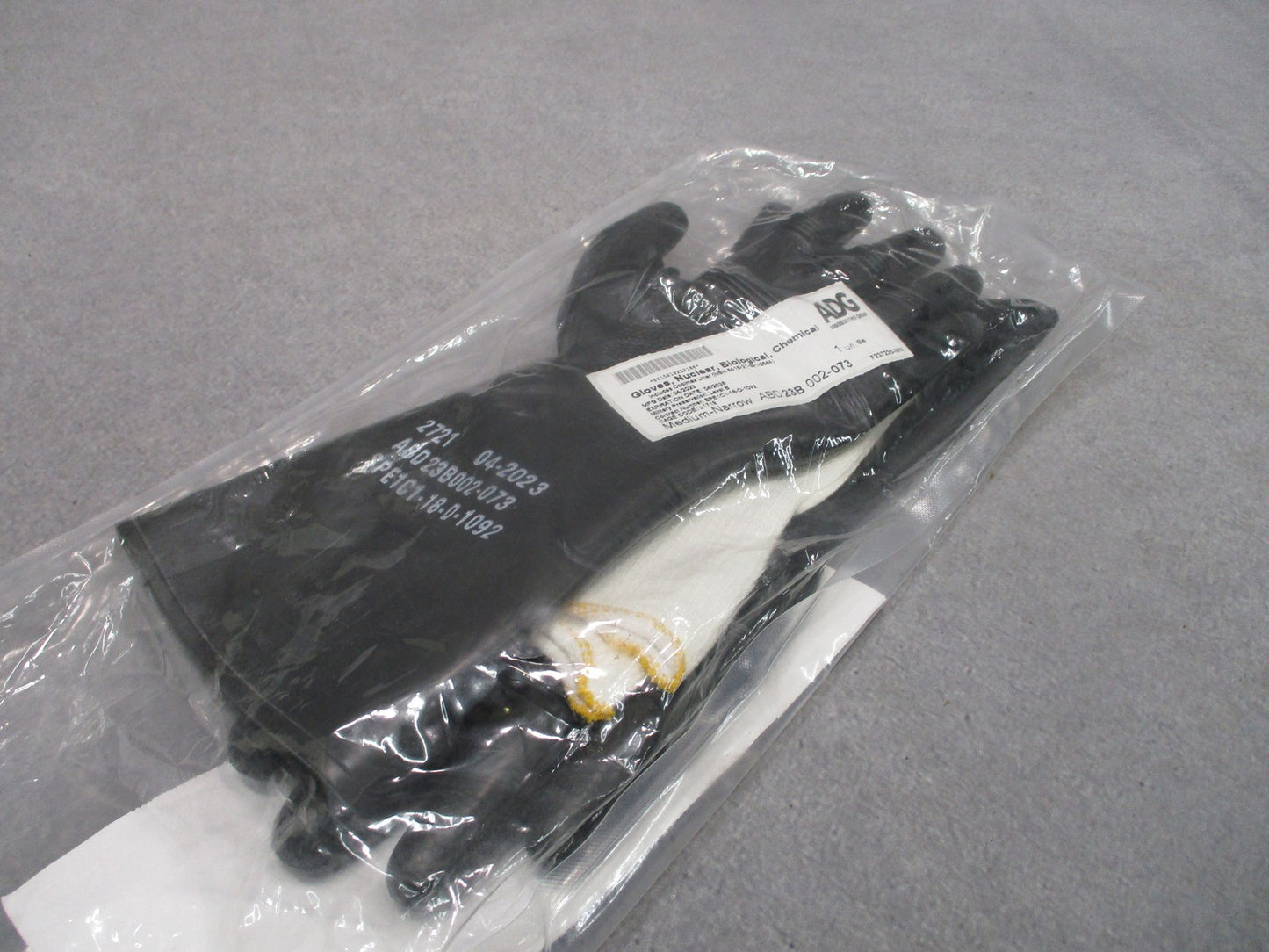 Military JSLIST NBC Gloves Medium-Narrow Coolmax Liner NSN 8415-21-921-2166 NEW