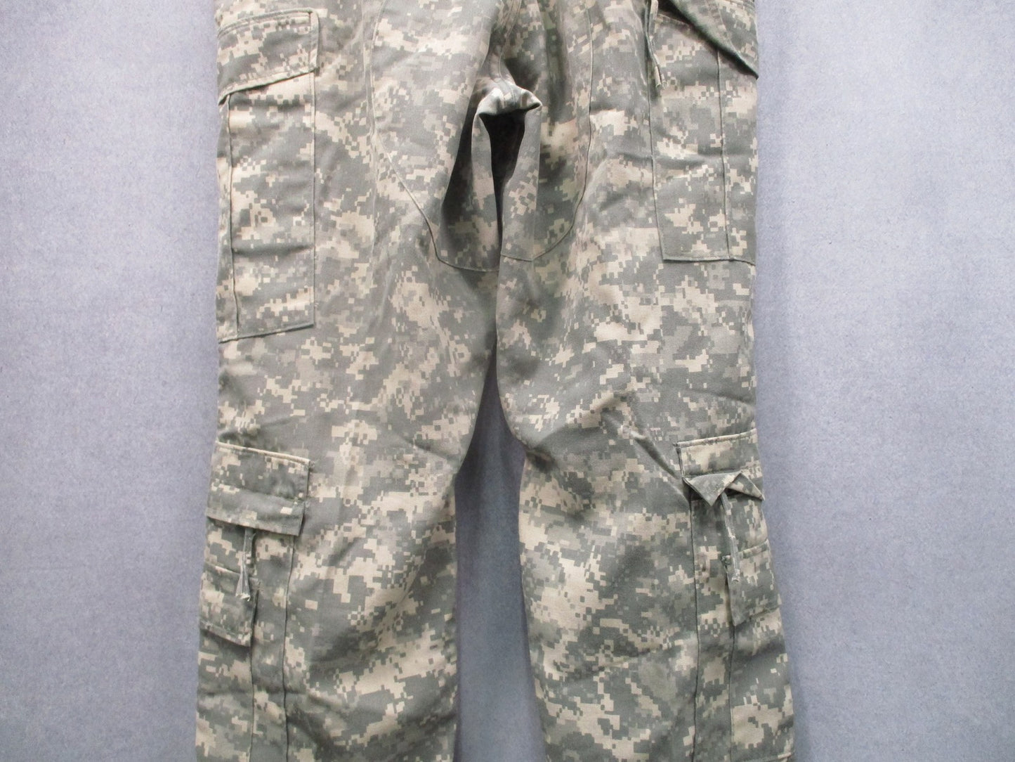 US Military A2CU Combat Trouser UCP Camo Flame Resistant Medium Regular Aircrew