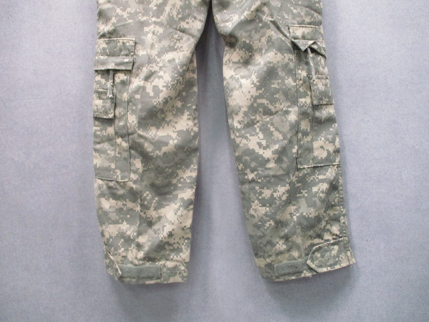 US Military A2CU Combat Trouser UCP Camo Flame Resistant Medium Regular Aircrew