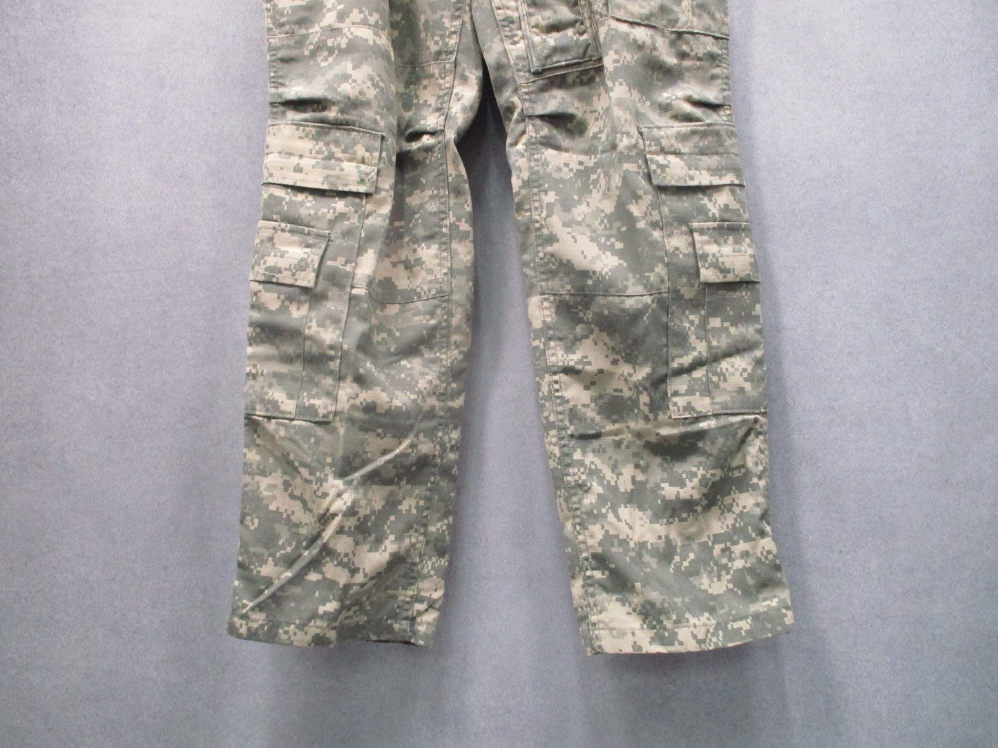US Military A2CU Combat Trouser UCP Camo Flame Resistant Medium Regular Aircrew