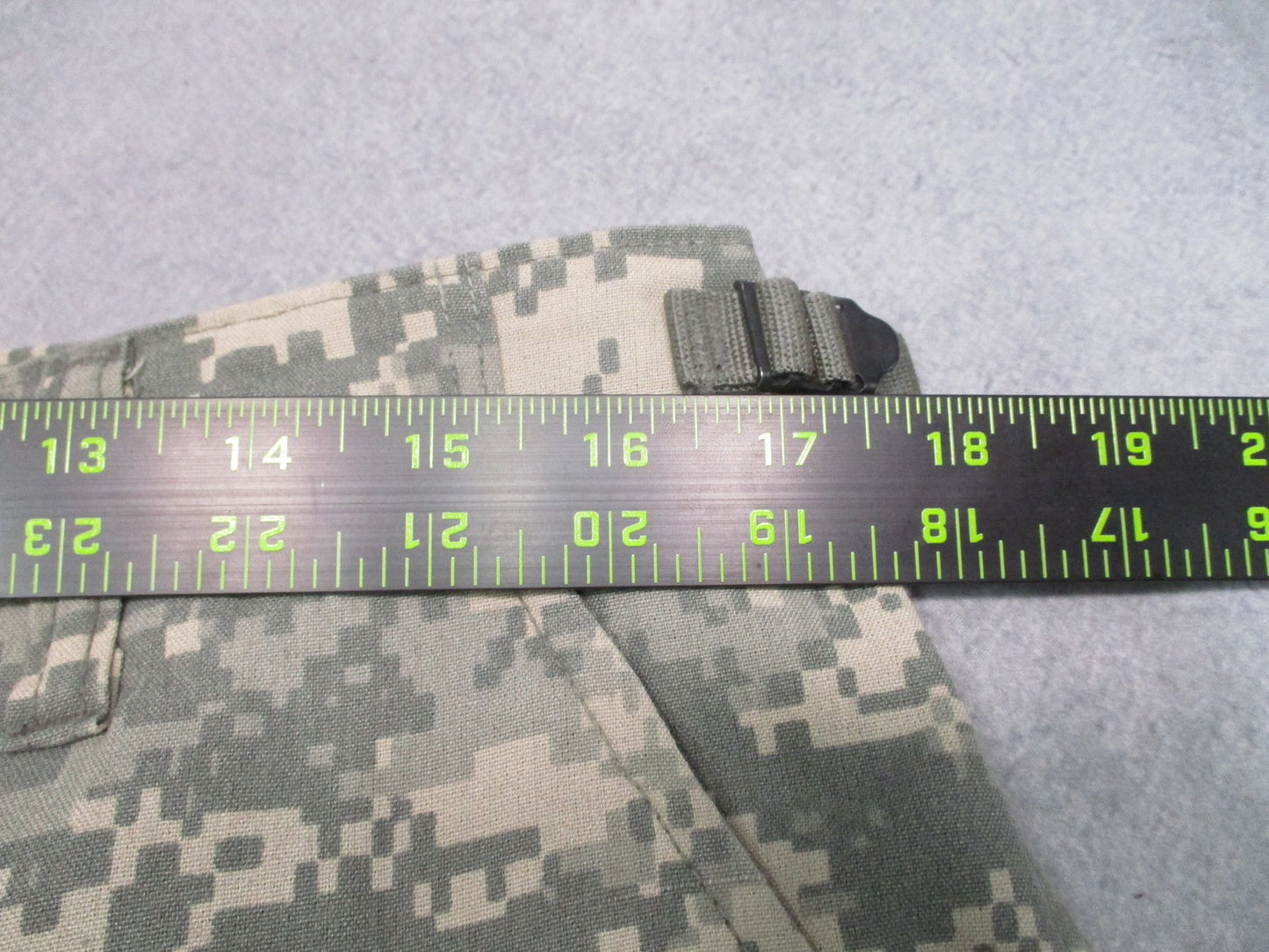 US Military A2CU Combat Trouser UCP Camo Flame Resistant Medium Regular Aircrew