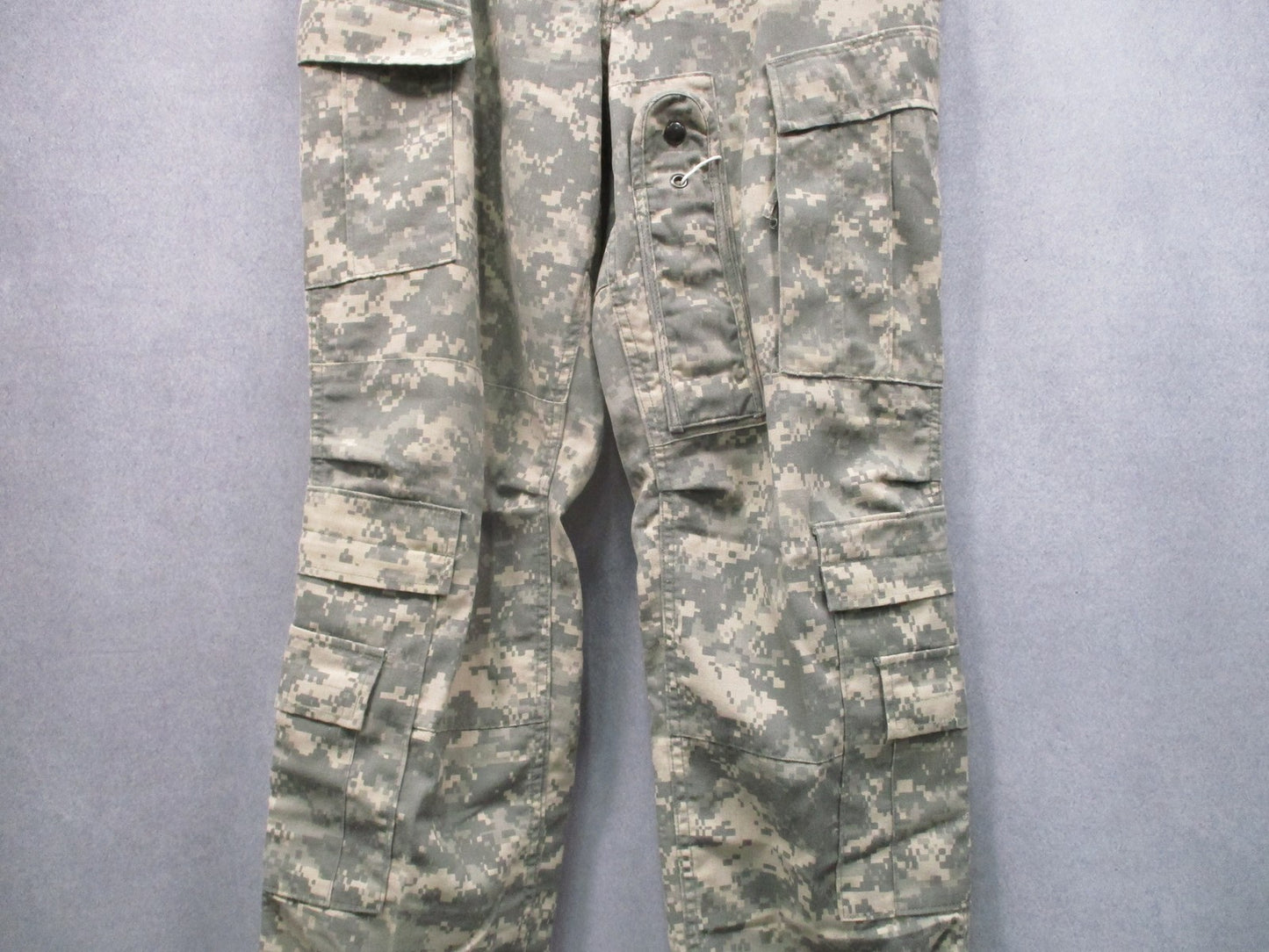 US Military A2CU Combat Trouser UCP Camo Flame Resistant Medium Regular Aircrew