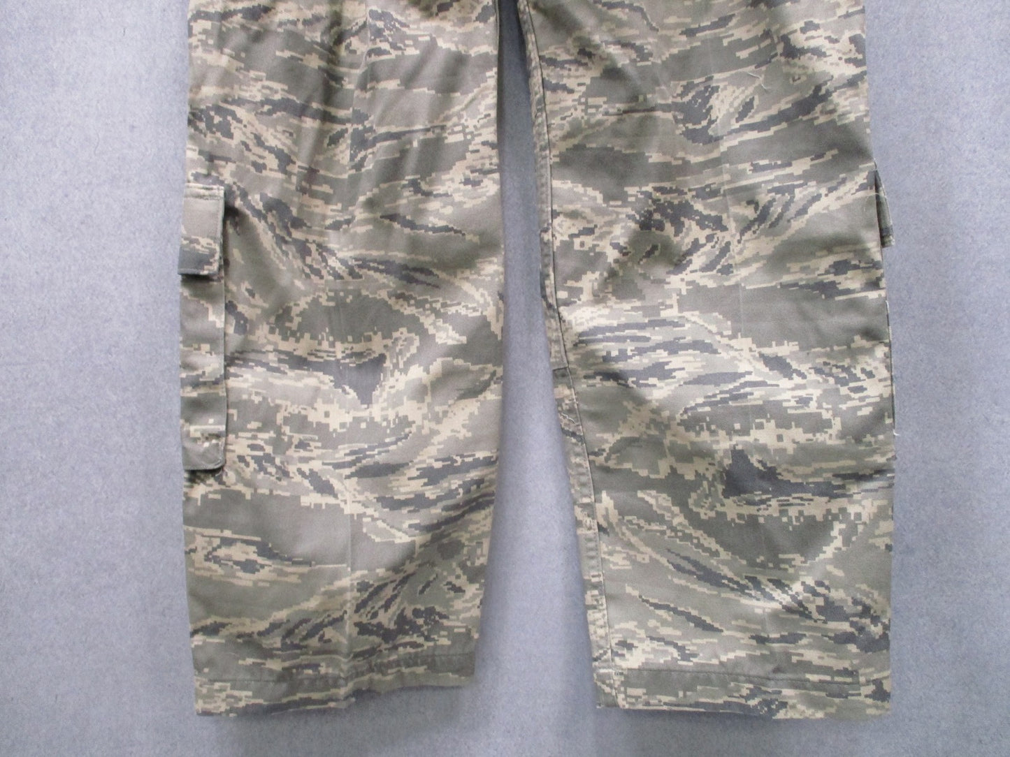 US Air Force ABU Utility Trousers Woman's Size 10 XS Camo Cargo Pants