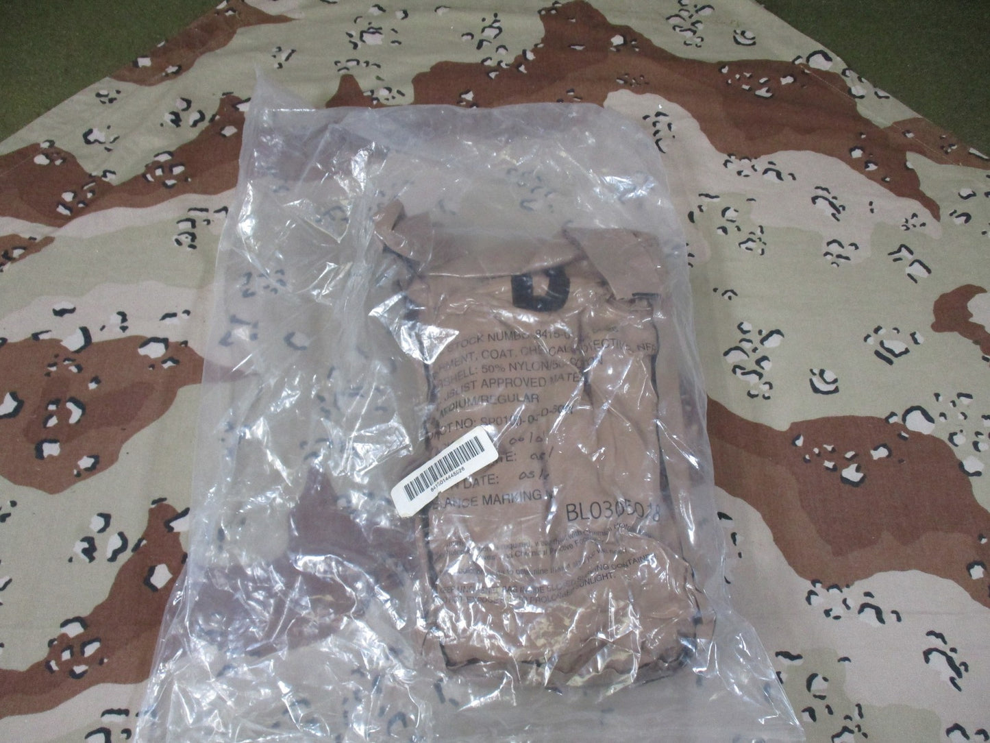 New US Military JSLIST Chemical Protective Coat Desert Camo Medium Regular 5926
