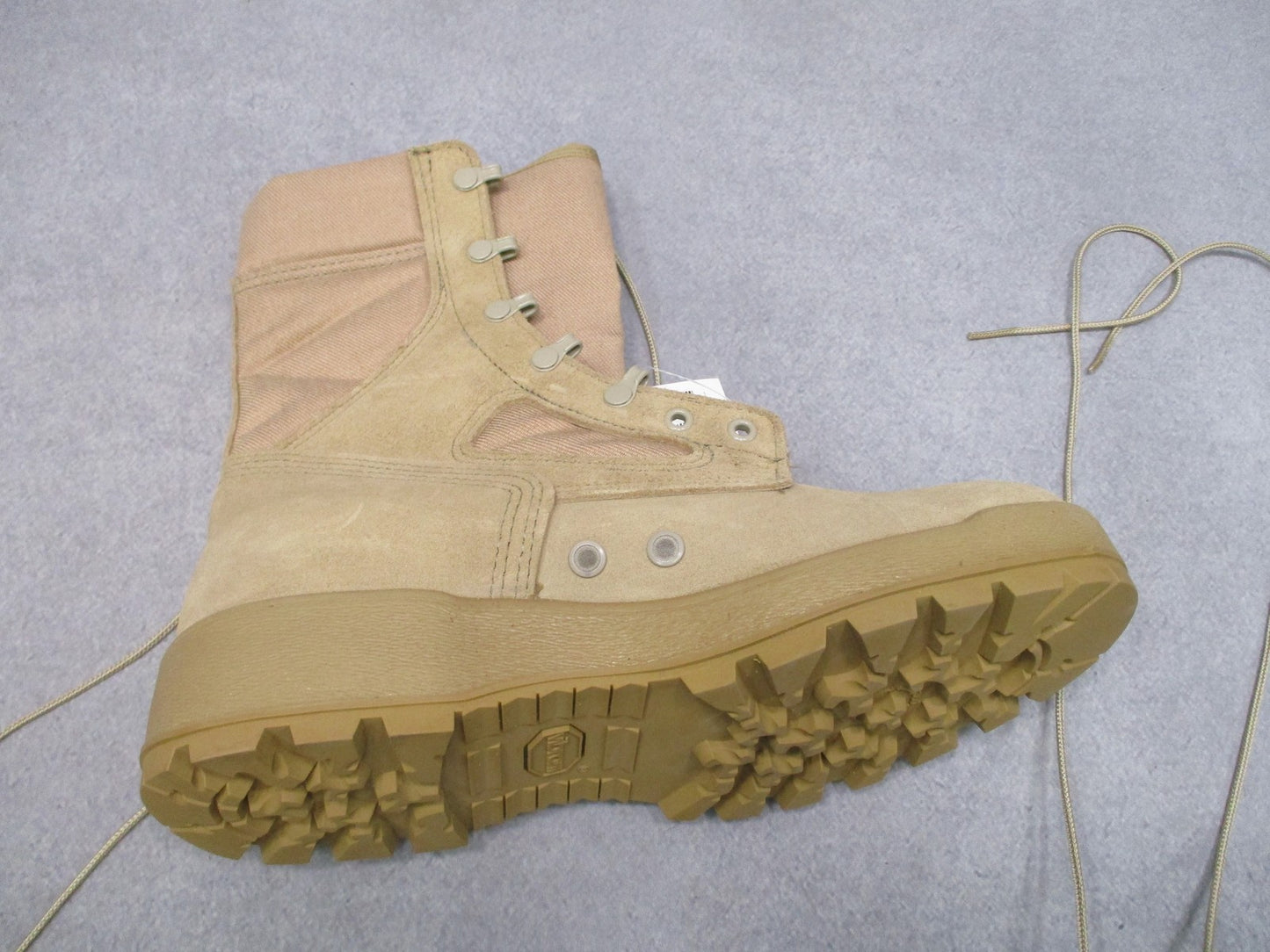 McRae US Army Flight Boots Hot Weather Tan Suede Vibram Size 8.5W Combat Boot