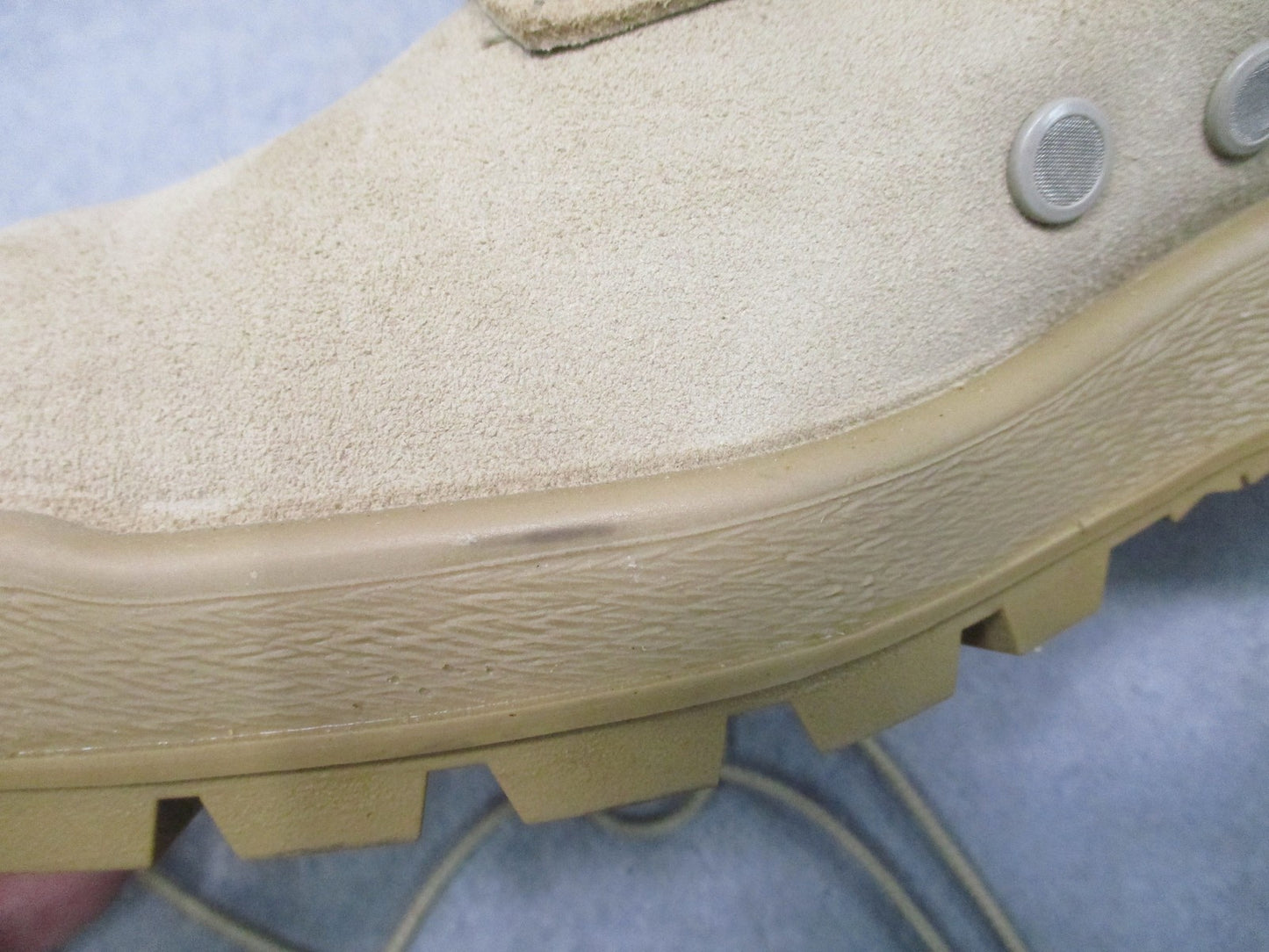 McRae US Army Flight Boots Hot Weather Tan Suede Vibram Size 8.5W Combat Boot
