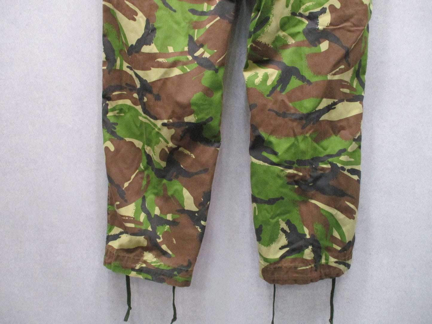 British Military Surplus Woodland DPM Combat Trousers Lightweight Size 85/92/108