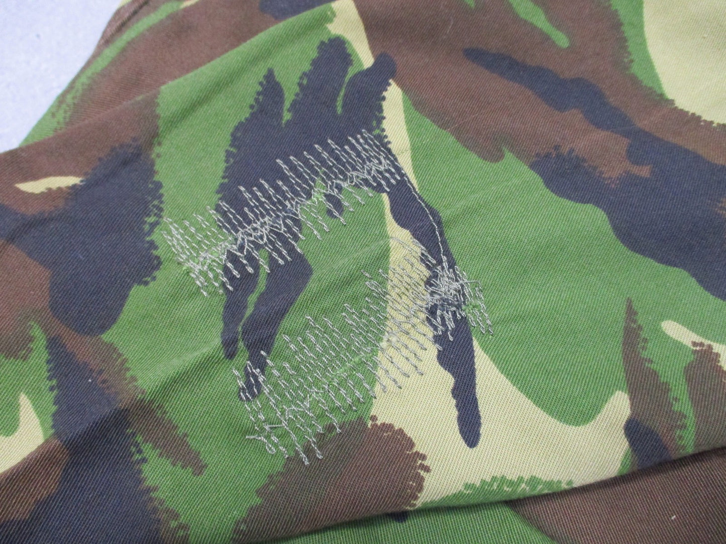 British Army DPM Combat Jacket Large Long Woodland Camo Field Shirt 8090/0515
