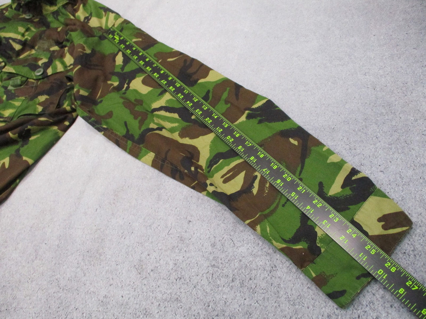 British Army DPM Combat Jacket Large Long Woodland Camo Field Shirt 8090/0515