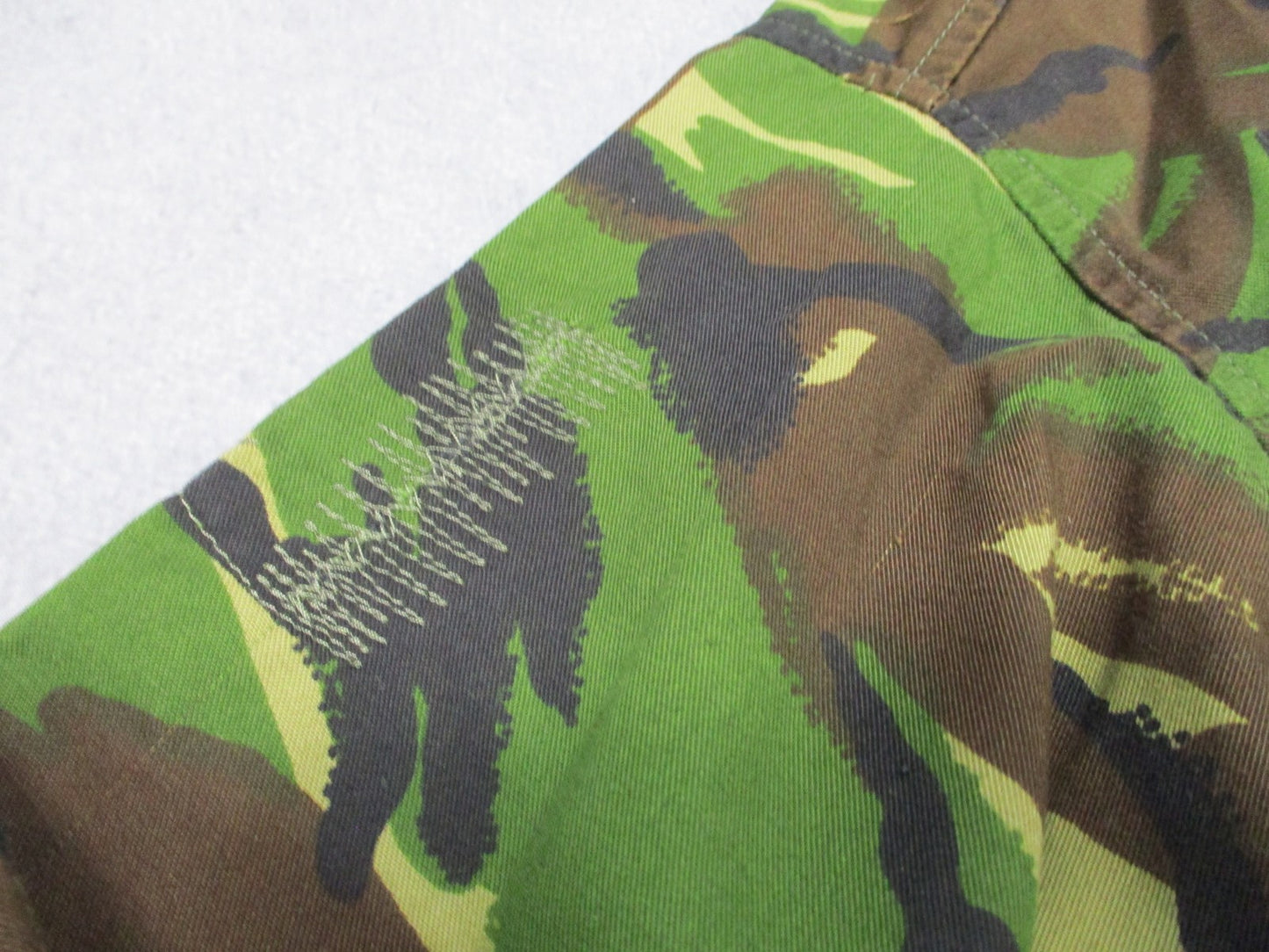 British Army DPM Combat Jacket Large Long Woodland Camo Field Shirt 8090/0515
