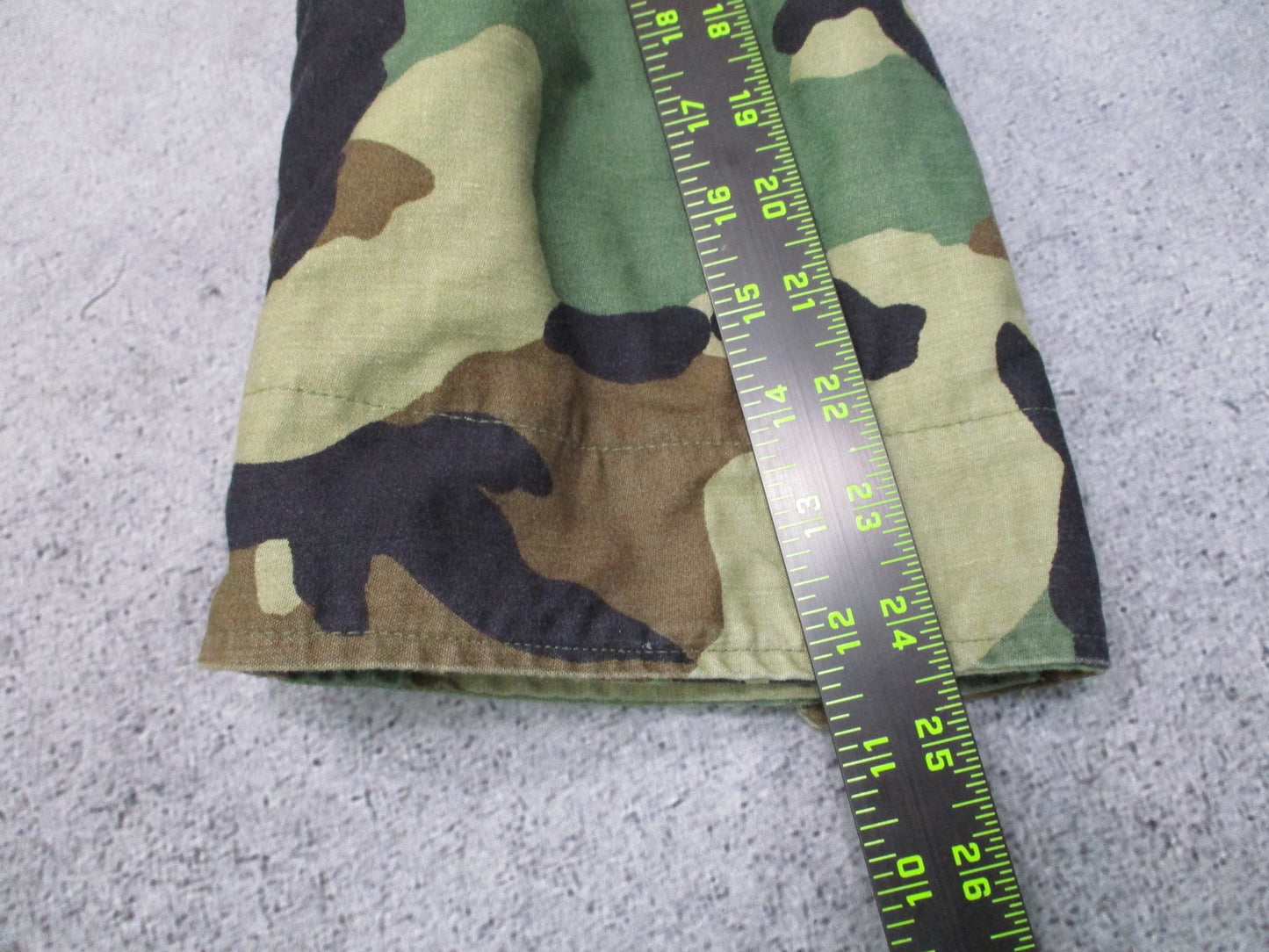 Vintage Propper US Military M-65 Field Coat Woodland Camo Large Regular