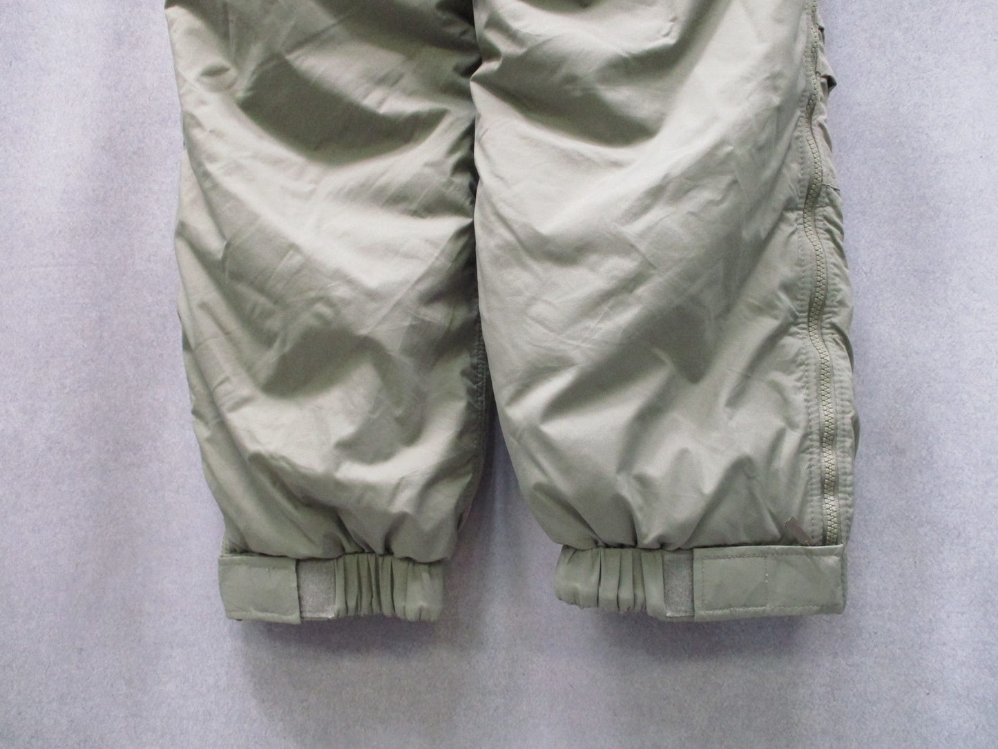 USGI PCU Level 7 Primaloft Trousers Medium Regular Gray 8415-01-538-6695
