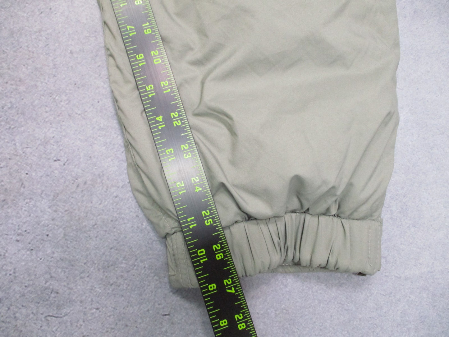 USGI PCU Level 7 Primaloft Trousers Medium Regular Gray 8415-01-538-6695
