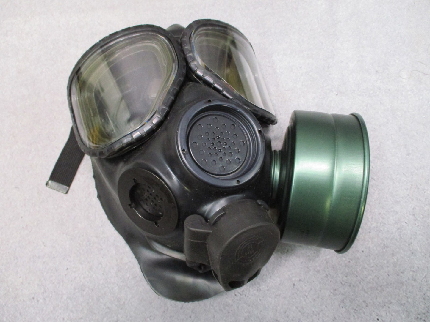 USGI M40 Protective Gas Mask MSA Large Kit Bag Tinted Outserts Military Surplus