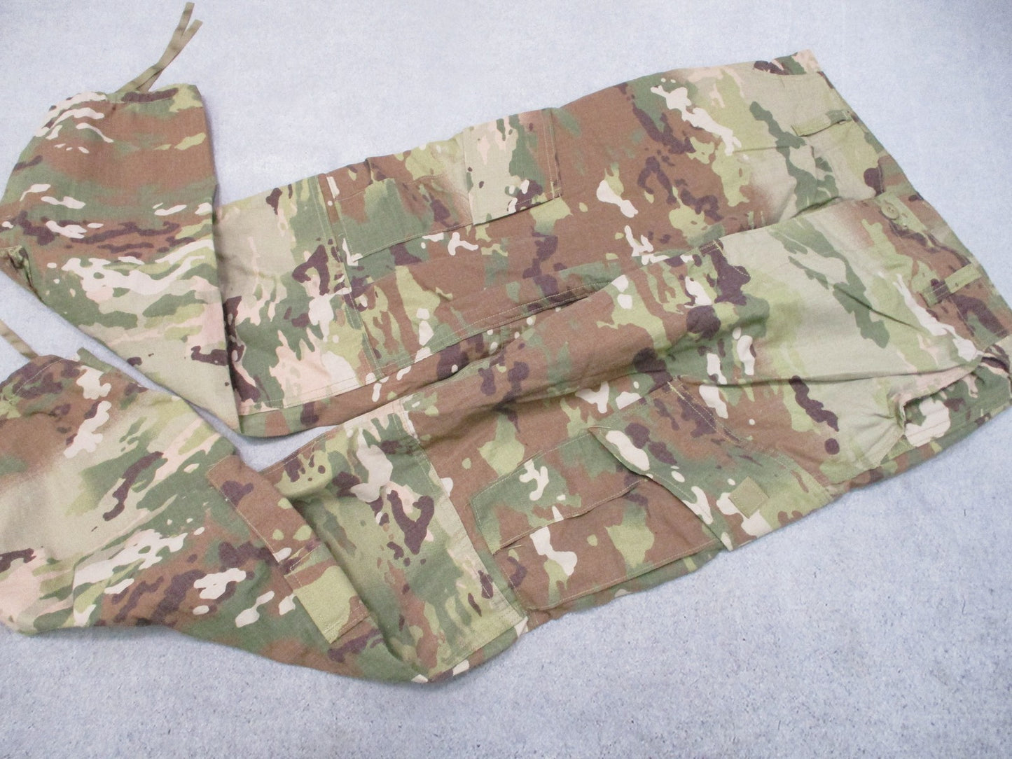 USGI OCP Scorpion W2 ACU Uniform Set FR Medium Regular MR