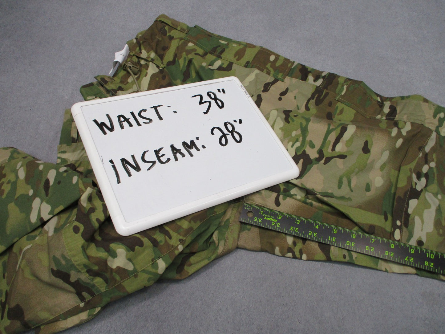 NWOT Army ECWCS Gen III Trousers Medium Reg Multicam Gore-Tex Waterproof Pants