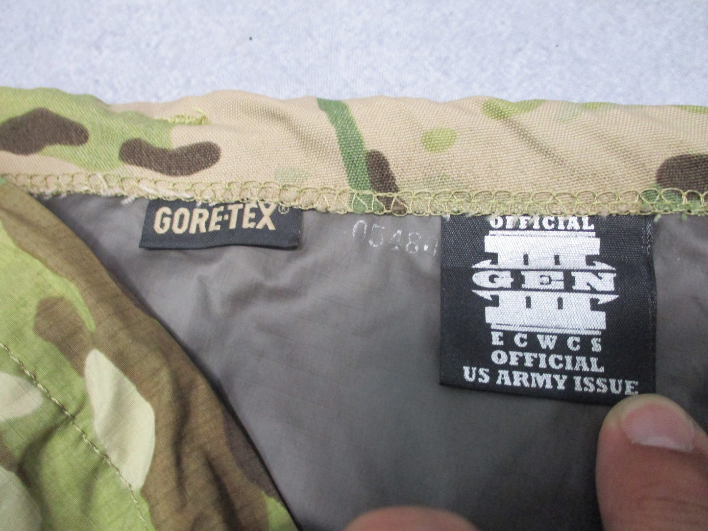 NWOT Army ECWCS Gen III Trousers Medium Reg Multicam Gore-Tex Waterproof Pants