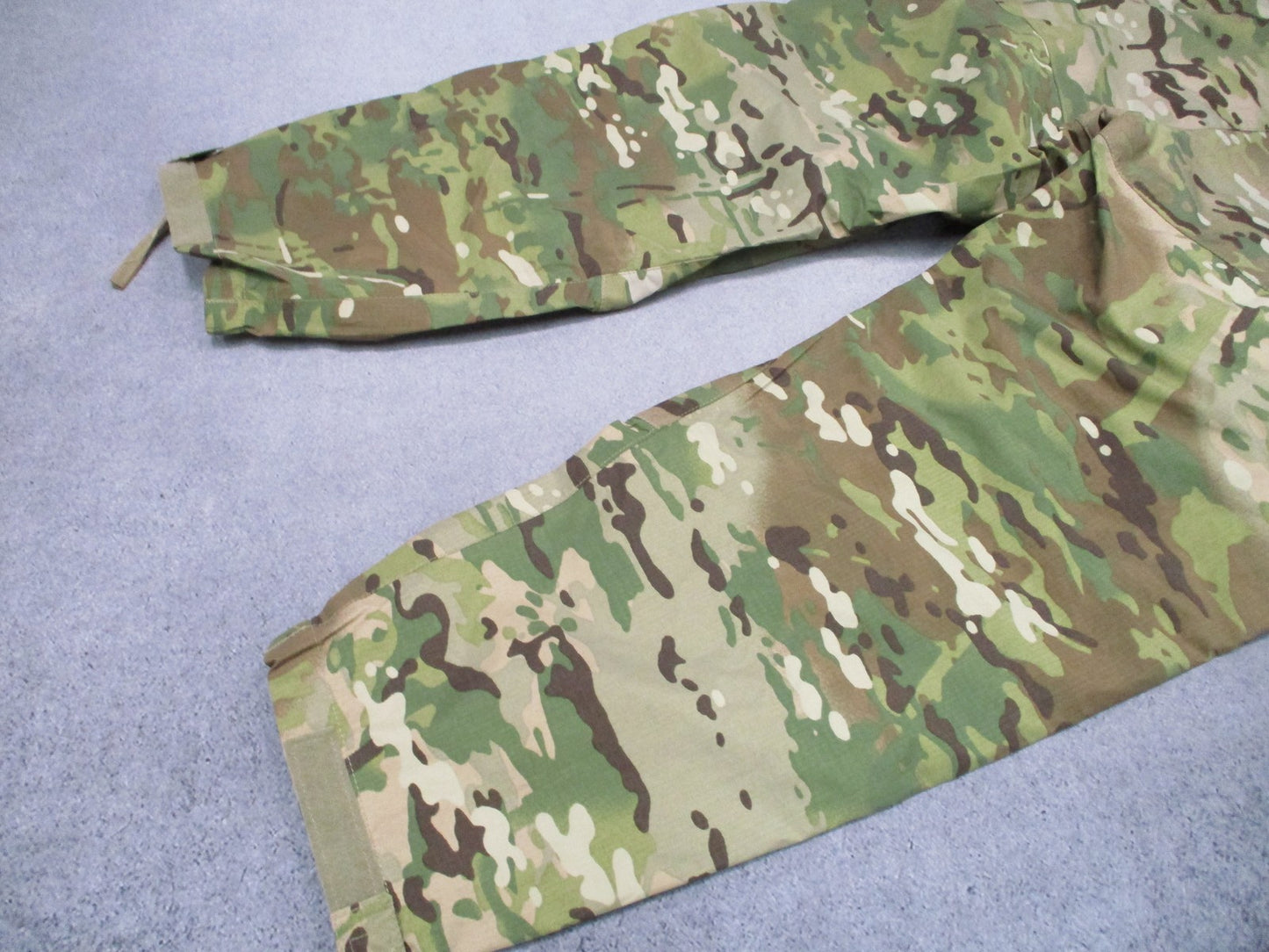 NWOT Army ECWCS Gen III Trousers Medium Reg Multicam Gore-Tex Waterproof Pants