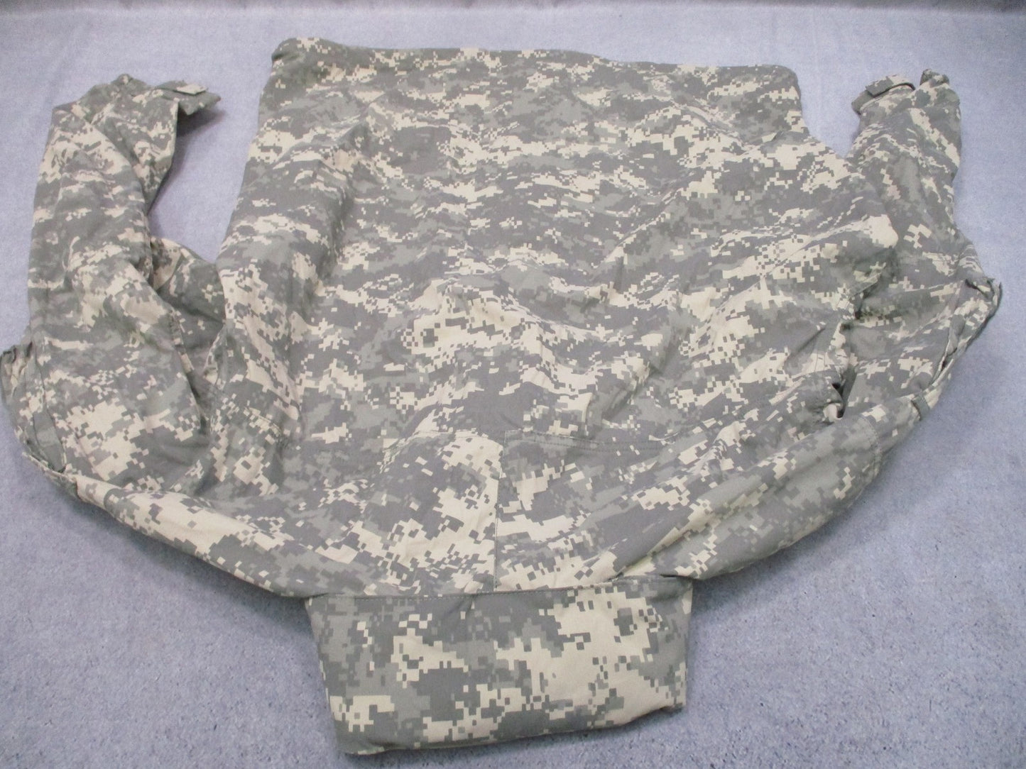 US Army Gen III ECWCS Soft Shell Jacket UCP Digital Camo Large Regular Military