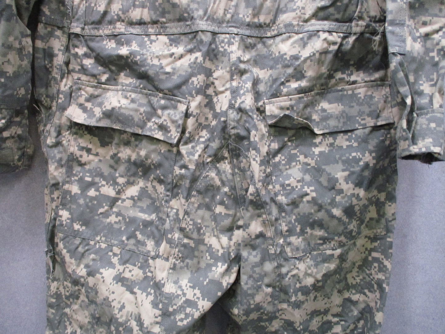 US Military Mechanics Coveralls UCP Camo X-Large New With Tags 8415-01-534-7383