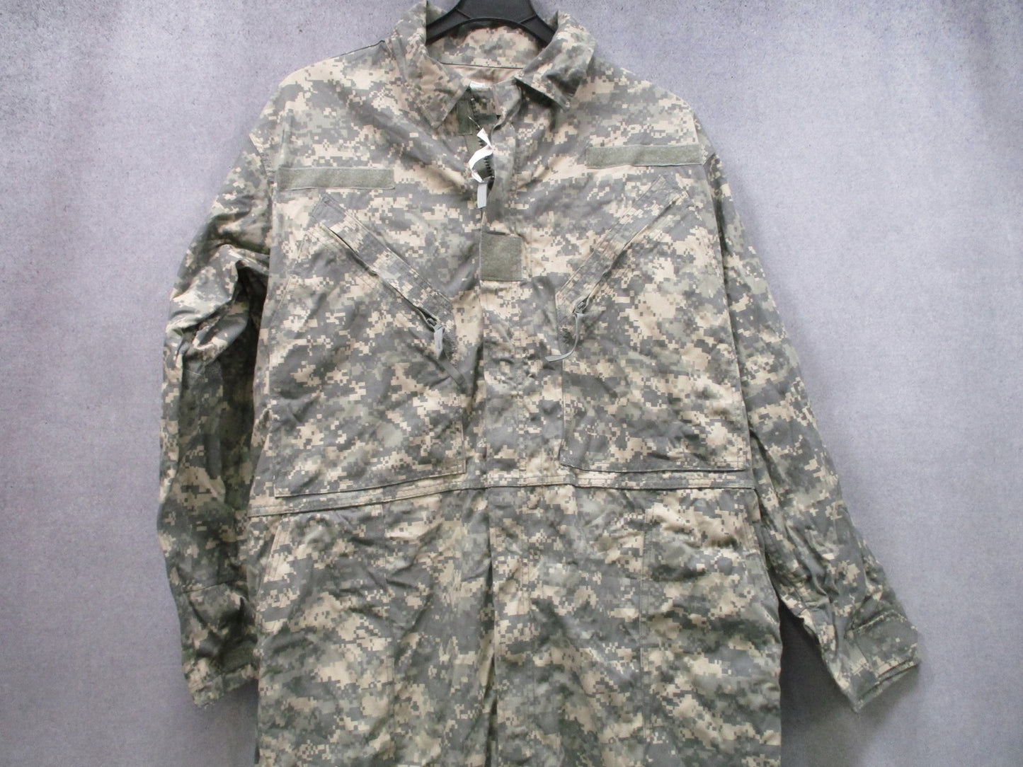 US Military Mechanics Coveralls UCP Camo X-Large New With Tags 8415-01-534-7383