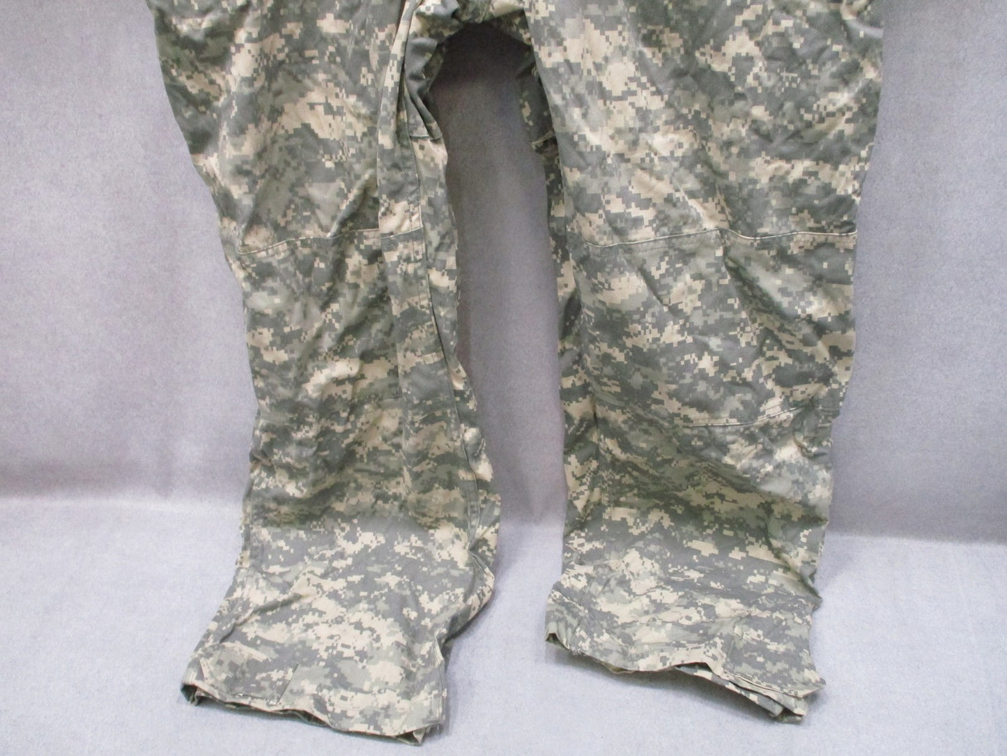 US Military Mechanics Coveralls UCP Camo X-Large New With Tags 8415-01-534-7383