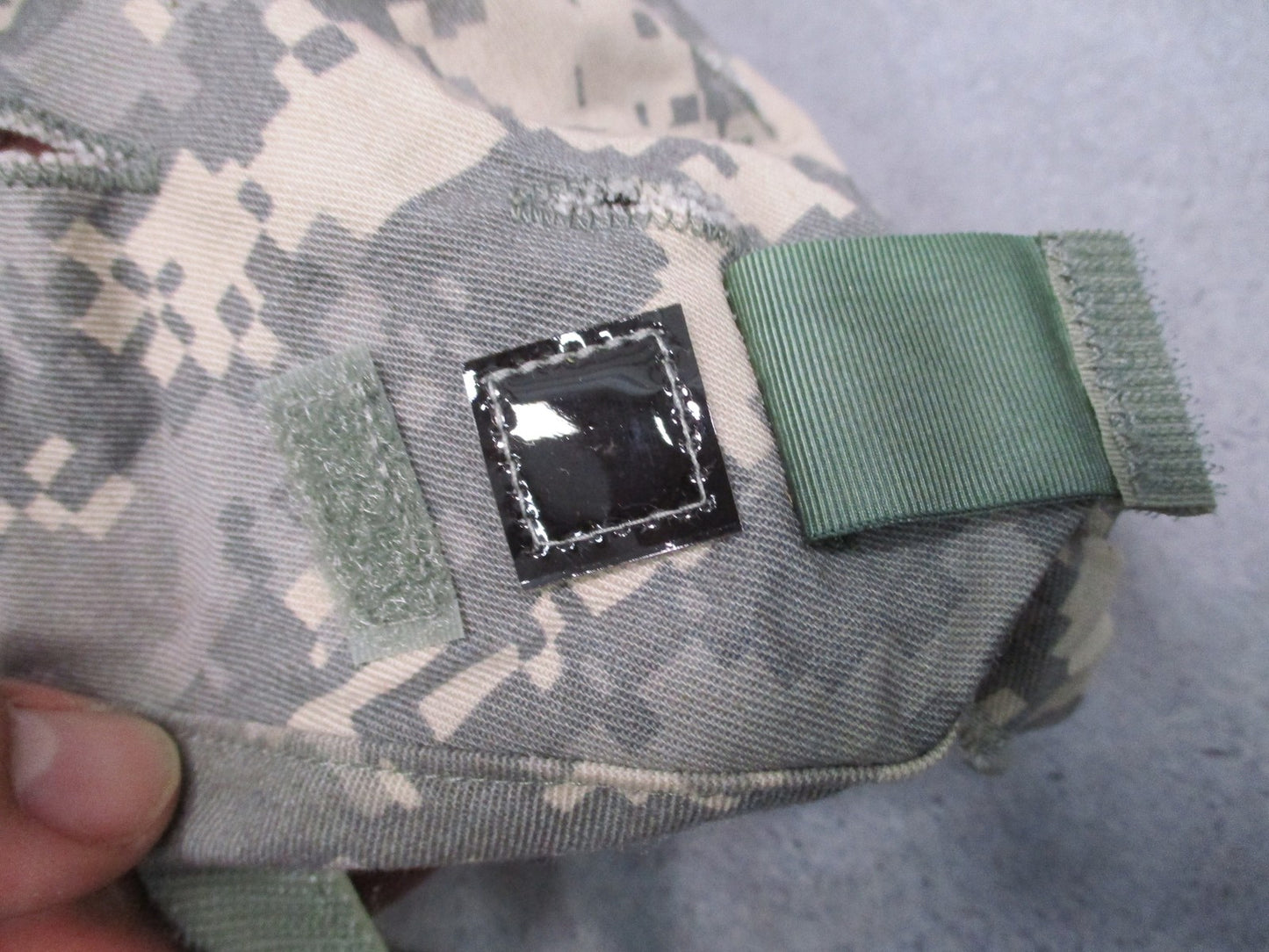 US Military Surplus ACH MICH Helmet Cover UCP Camo Small/Medium Genuine Issue