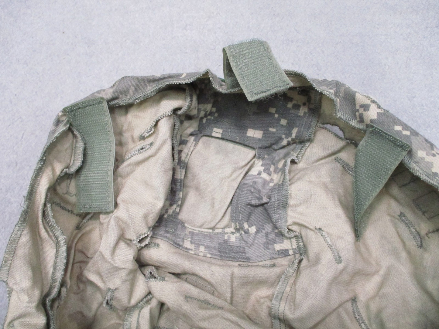 US Military Surplus ACH MICH Helmet Cover UCP Camo Small/Medium Genuine Issue