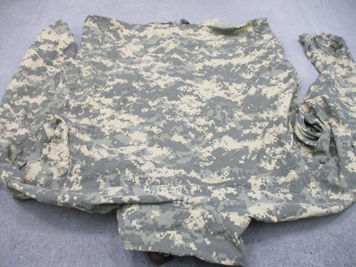 New US Army Issue GEN III ECWCS Wind Cold Weather Jacket Digital Camo Medium Reg