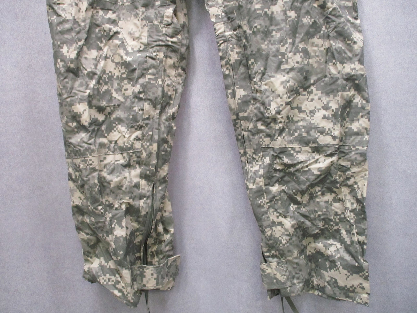 US Military Surplus Improved Rainsuit Trousers UCP Digital Camo Large Waterproof