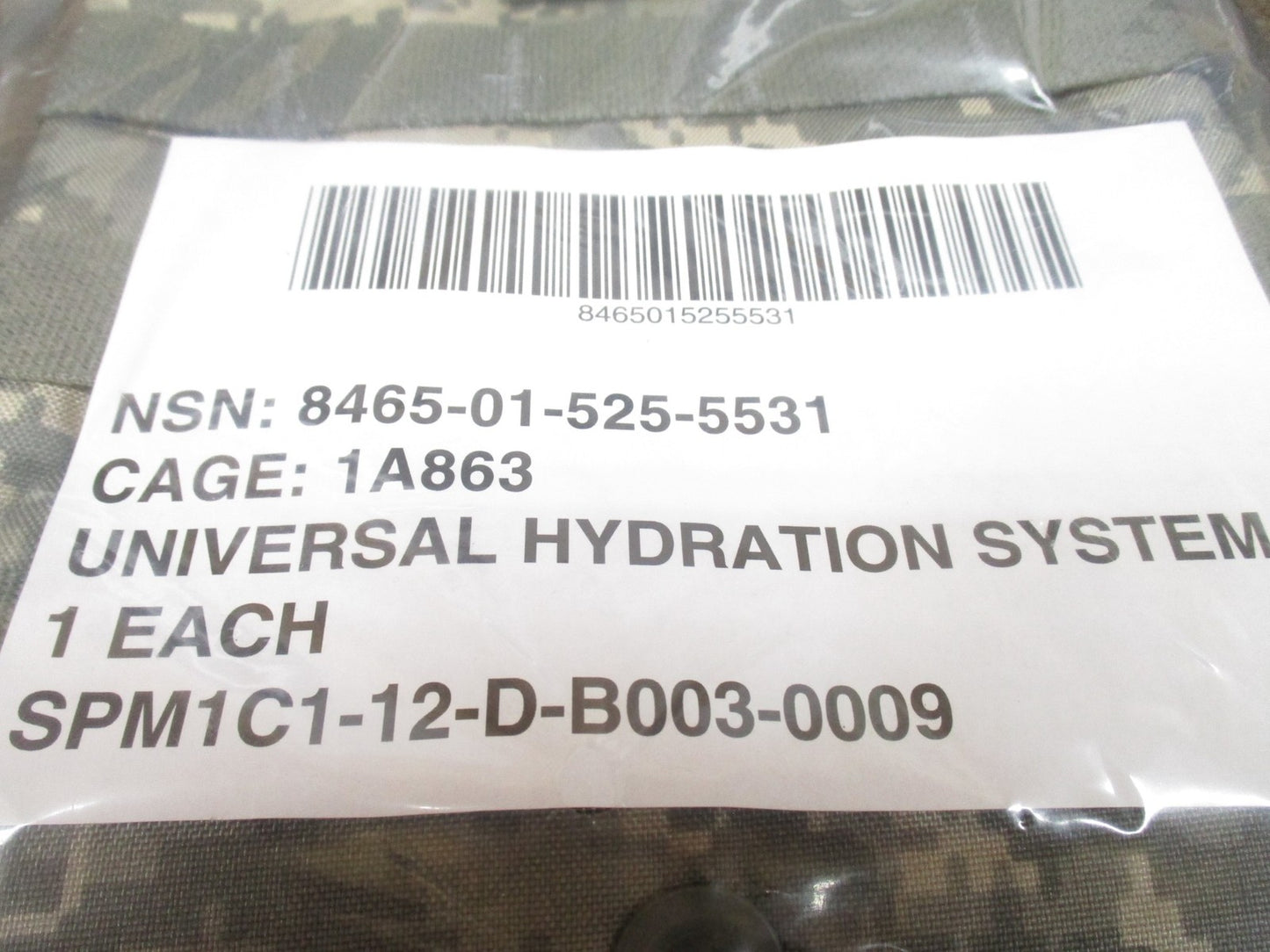 NOS ARMY ACU DIGITAL HYDRATION SYSTEM CARRIER W/ BLADDER PACK 8465-01-525-5531