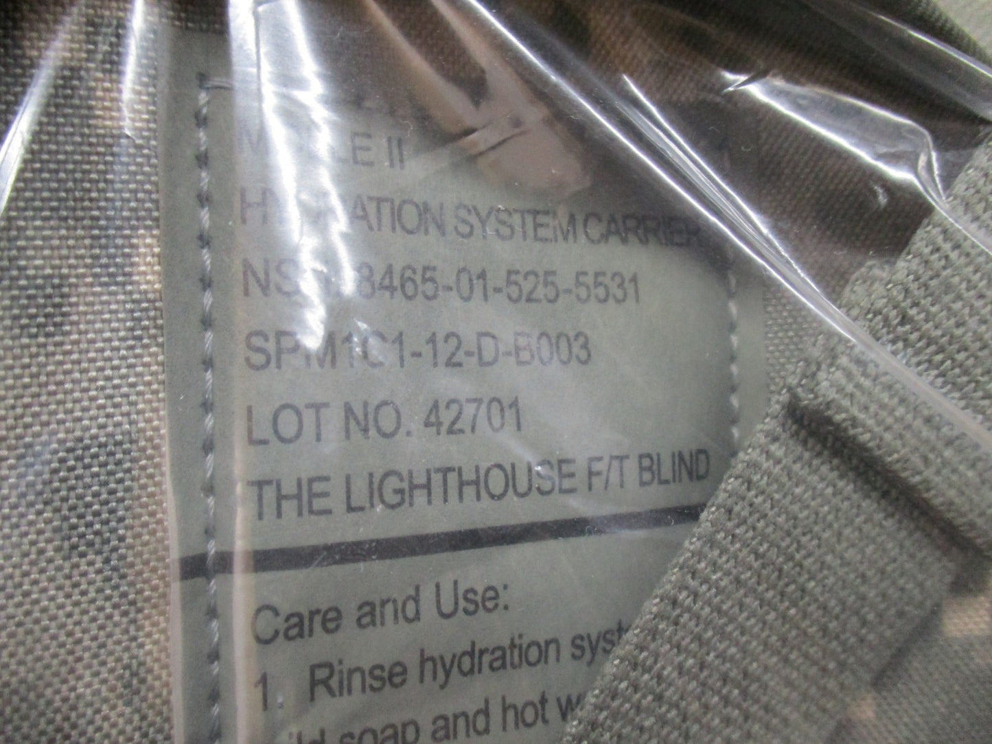 NOS ARMY ACU DIGITAL HYDRATION SYSTEM CARRIER W/ BLADDER PACK 8465-01-525-5531