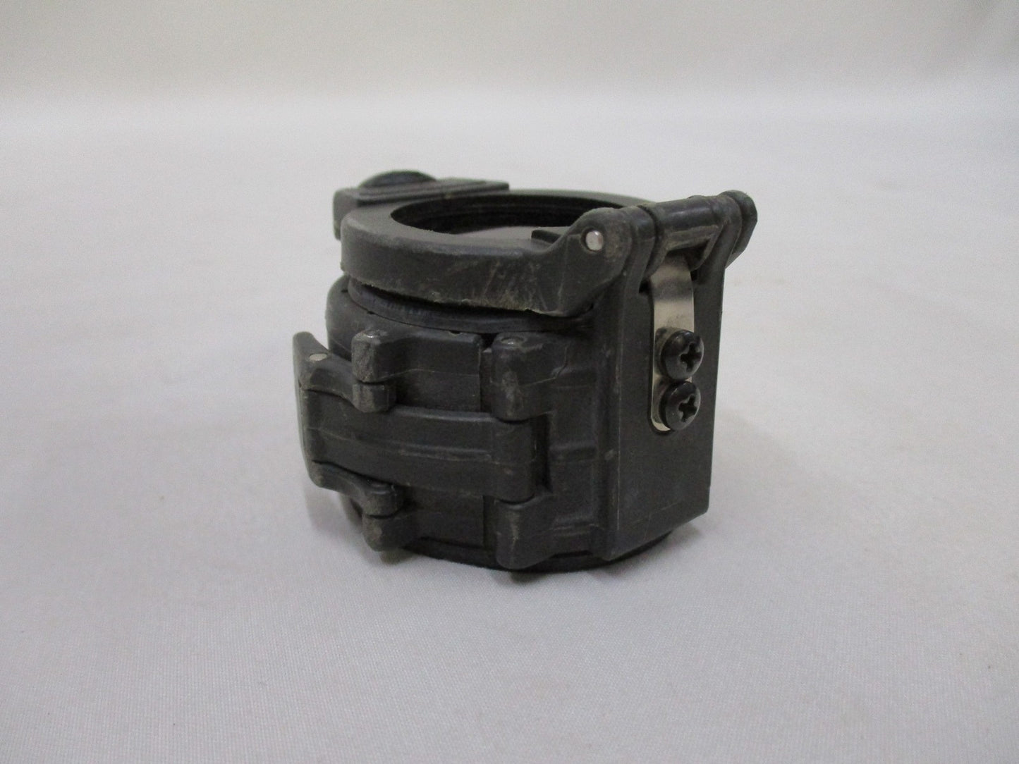 SUREFIRE FM63 INFRARED FILTER FOR 1.47″ DIAMETER BEZELS IR CAP REMOVABLE