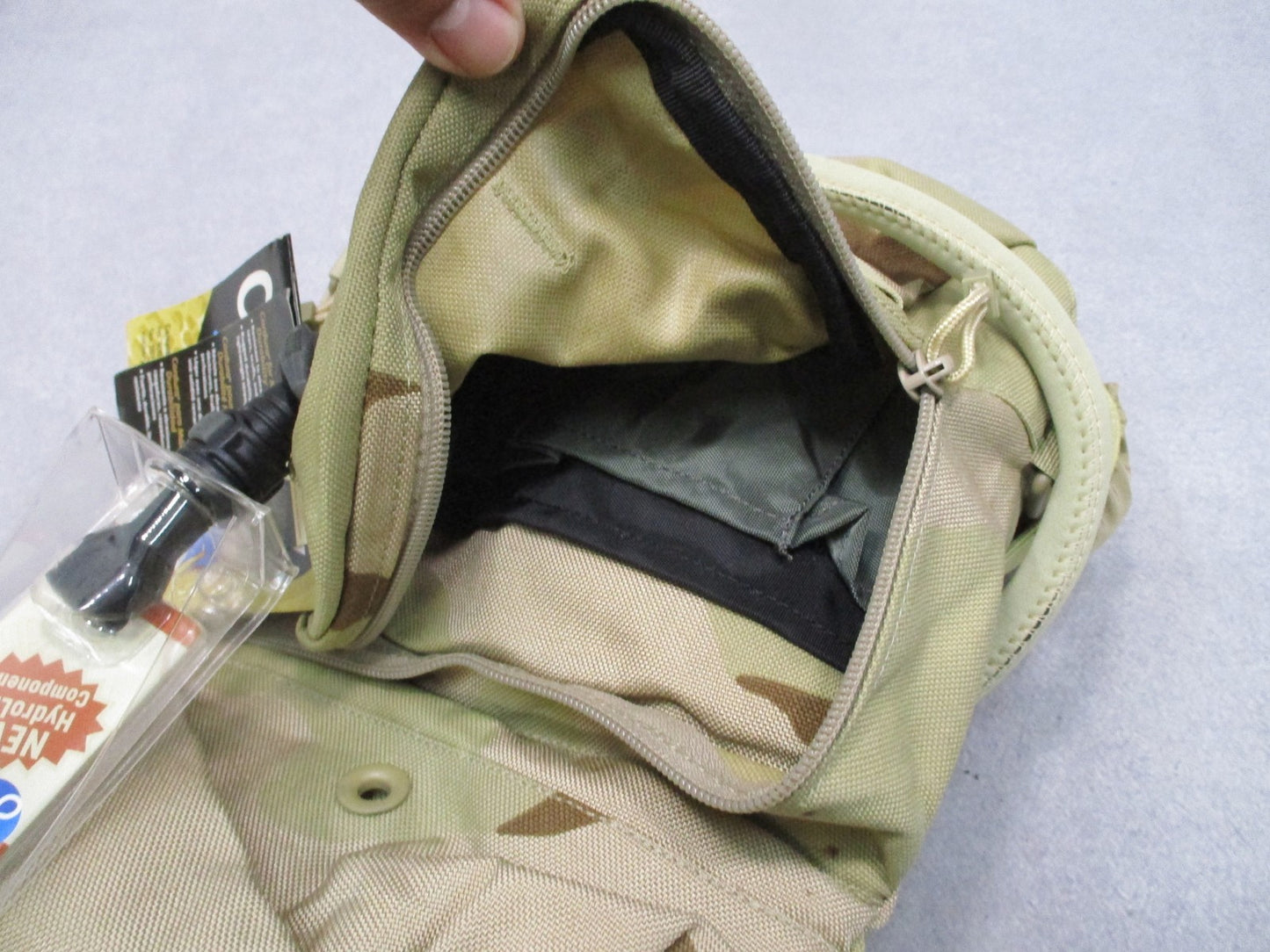 CamelBak M.U.L.E. 3-Day Desert Hydration Pack 3L NSN 8465-01-396-9926 Nos